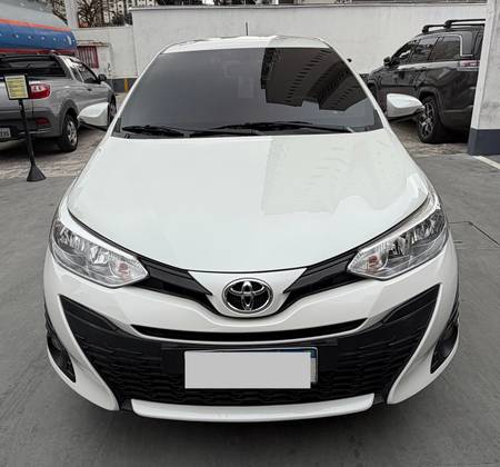 TOYOTA YARIS 1.3 16V FLEX XL MULTIDRIVE TOYOTA YARIS 1.3 16V FLEX XL MULTIDRIVE